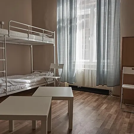 Hostel Hostel Motion