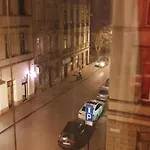 Hostel Motion *
