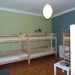Hostel Motion بيت شباب