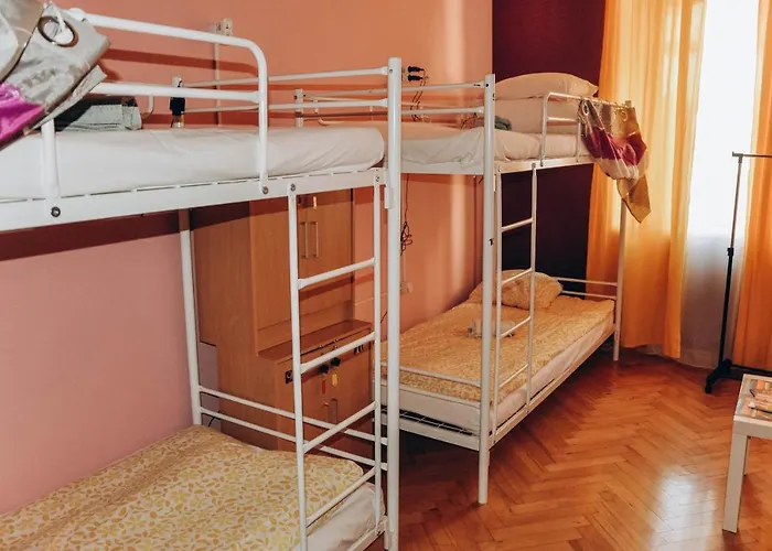 Hostel Motion אכסניה